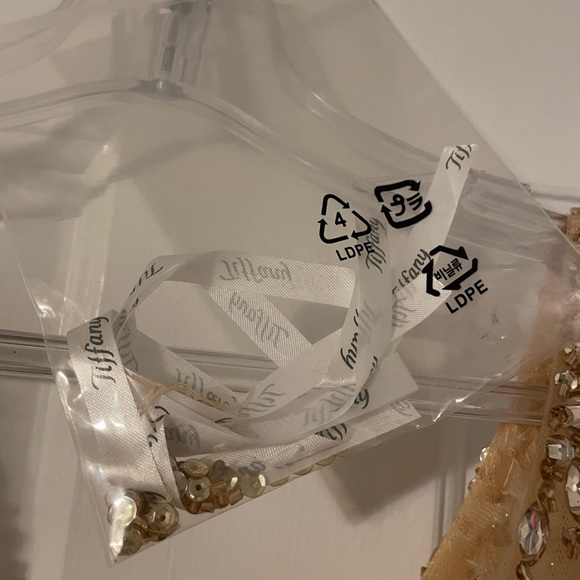 Tiffany Designs by Christina Wu - Picture 4 of 5